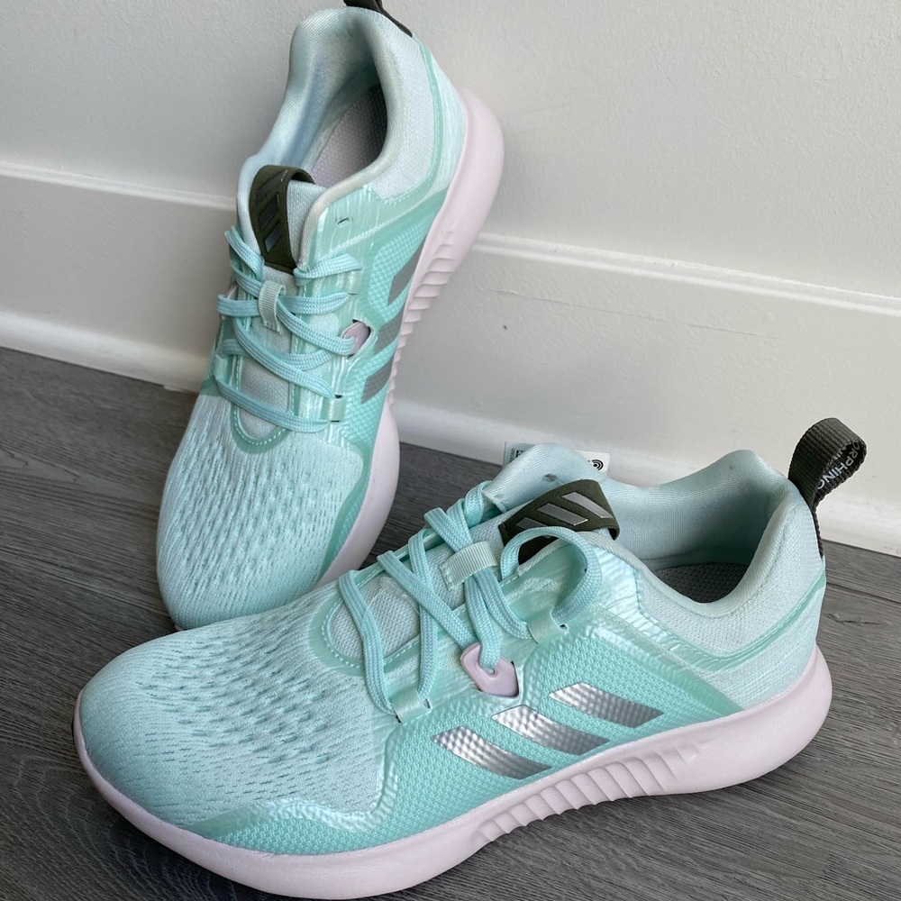 Women’s Adidas Edgebounce